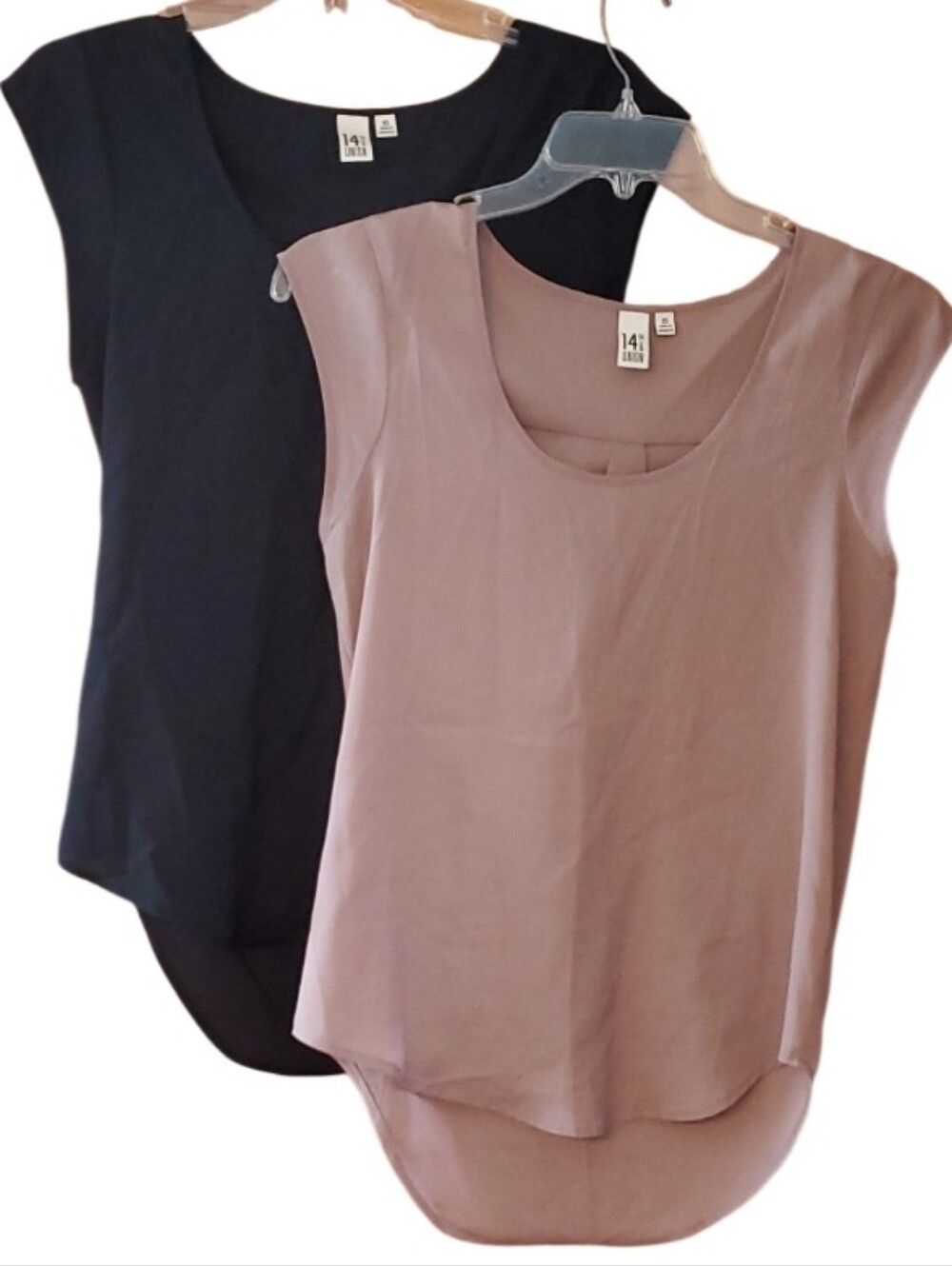 14th & Union 2 Pack Women’s Scoop Neck Cap Sleeve Tops - Blush and Black